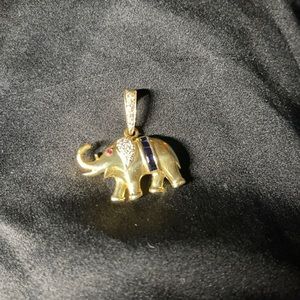 Lucky Thai Elephant Amulet / Brooch